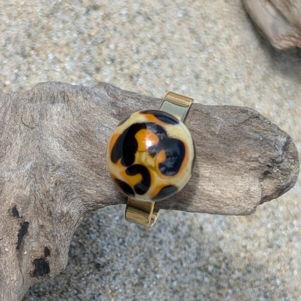 Bague en verre de Murano motif léopard